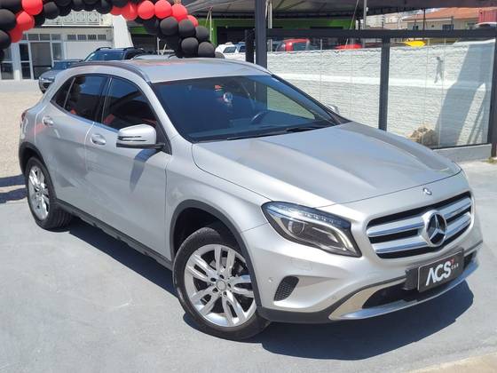 MERCEDES-BENZ GLA 200 1.6 CGI VISION 16V TURBO FLEX 4P AUTOMÁTICO MERCEDES-BENZ GLA 200 1.6 CGI VISION 16V TURBO FLEX 4P AUTOMÁTICO